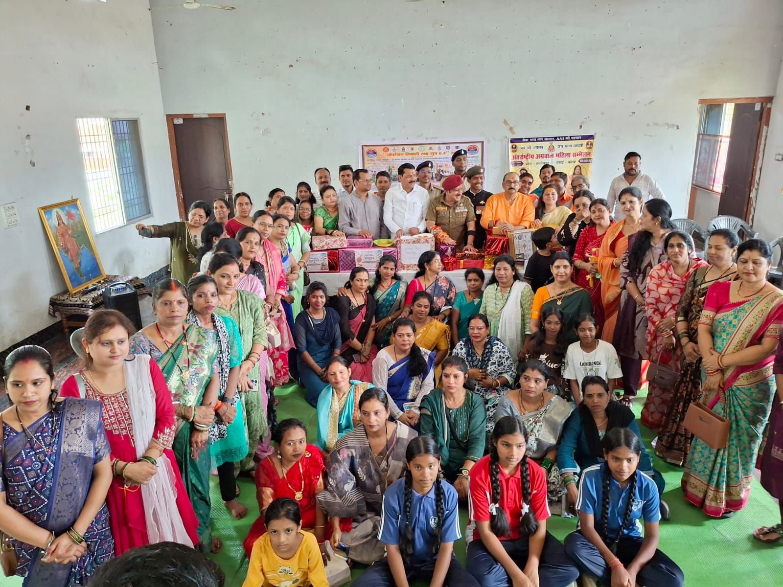 भाजपा महिला मोर्चा ने रचा राष्ट्रभक्ति का नया अध्याय 30 हजार से अधिक रखियो से वीर&nbsp; सैनिकों को दिया सम्मान।