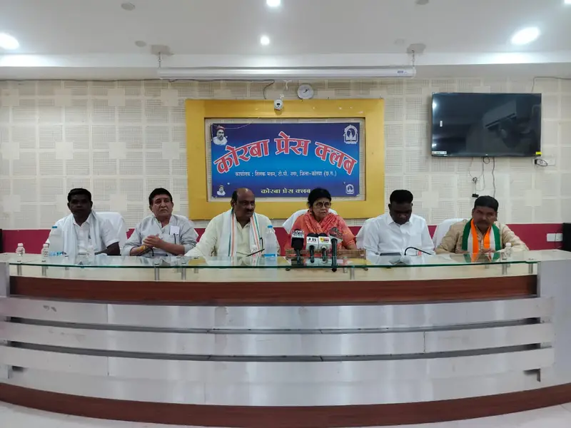 रेल, भू-विस्थापन और स्वास्थ्य सुविधाओं पर कोरबा सांसद ने उठाए सवाल, कहा- जनहित के मुद्दों पर राजनीति से ऊपर उठकर हो काम